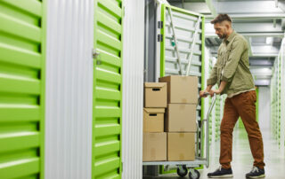 How to Clean Out a Storage Unit